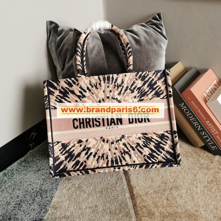 CD1286SYF-025　クリスチャンディオール CHRISTIAN DIOR 2020最新入荷 Book Tote ブック トップハンドルバッグ トートバッグ ハンドバッグ レディースかばん