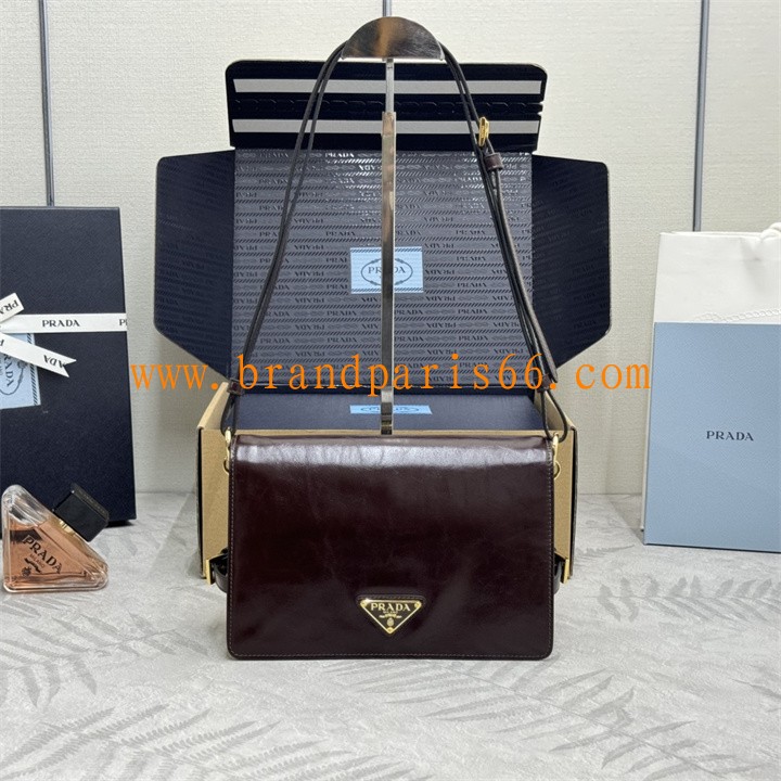 PD1BD082GJH-99 プラダ PRADA 2025年新作 メッセンジャーバッグ ショルダーバッグ レザー