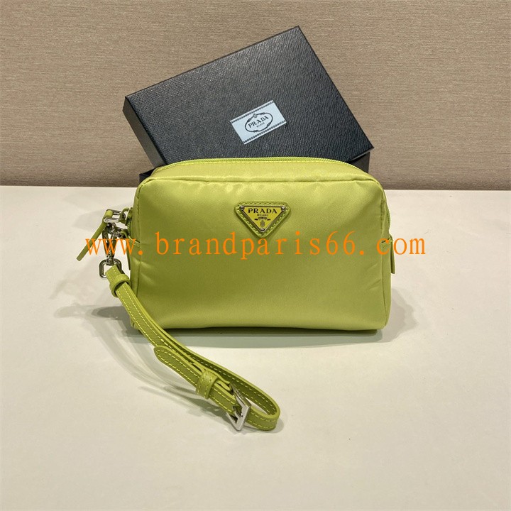 PD1NS021NY-99 プラダ PRADA 2025年新作 スモールバッグ ストラップ付き クラッチバッグ 手持ちかばん ポーチ Re-Nylon