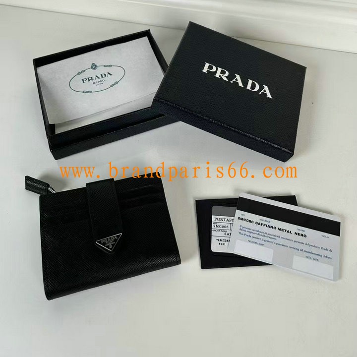 PD2MC066BK-99 プラダ PRADA 2025年新作 2つ折り短財布 カード入れ 札入れ ショートウォレット