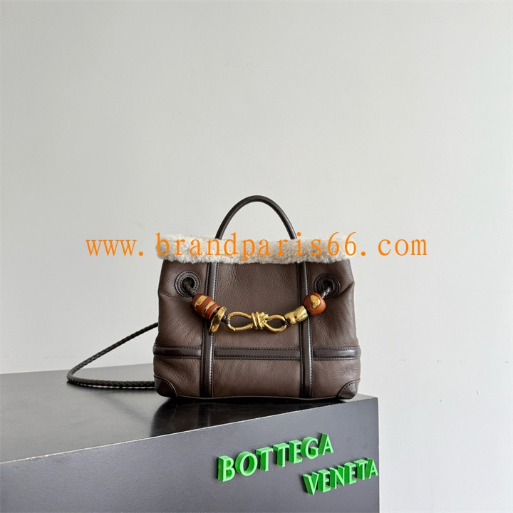 BOV806088SK-025 ボッテガヴェネタ BOTTEGAVENETA 2025年新作 スモール アンディアーモ トップハンドルバッグ トートバッグ ハンドバッグ