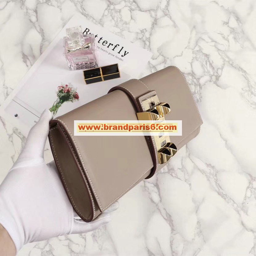 H063550QH-063　エルメスHERMES swift スウィフト レザー 手持ちかばん クラッチバッグ 