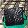GG523369-057　GUCCI グッチ 2018/2019年最新作 GGマーモント メッセンジャーバッグ ショルダーバッグ レザー 黒