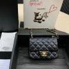 CH1115QK-99　シャネル CHANEL 2019年最新入荷 ショルダーバッグ 斜め掛け フラップバッグ レディースかばん キャビアスキン