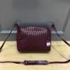 BOV1058NJH-QJ　ボッテガヴェネタ BOTTEGAVENETA 2019年最新入荷 イントレチャート ナッパ ノディーニ バッグ 斜め掛け ショルダーバッグ レディースかばん カーフスキン