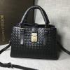 BOV7453ZBK-QJ　ボッテガヴェネタ BOTTEGAVENETA 2019年最新入荷 イントレチャート カーフ ベビー ローマバッグ ハンドバッグ 2way ショルダーバッグ ラムスキン