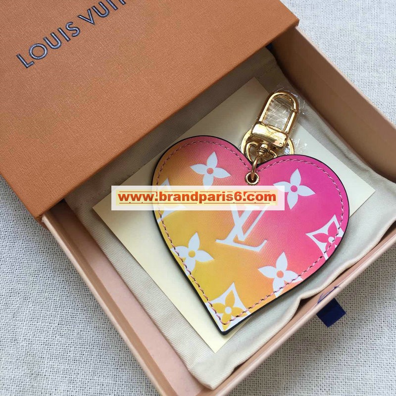 M67435-057　ルイヴィトン LOUISVUITTON 2019年最新入荷 ポルトクレ クール ラブ ロック キーホルダー バッグチャーム