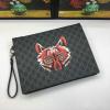 GG547084-057　グッチ GUCCI 2019年最新入荷 ポーチ 手持ちかばん クラッチバッグ メンズ ストラップ付き ビジネス 通勤 