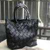 BOV8676-aj　ボッテガヴェネタ BOTTEGAVENETA 2019年最新入荷 ナッパ マキシ カバ 30 ハンドバッグ トートバッグ ラムスキン 黒