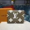 M67691-057　ルイヴィトン LOUISVUITTON 2019年最新入荷 ポッシュ トワレ 26 ポーチ 手持ちかばん クラッチバッグ モノグラムキャンパス