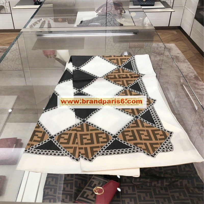 WJFD19001-AN　フェンディ FENDI 2019年春夏最新入荷 マフラー ショール ネッカチーフ シルク レディース