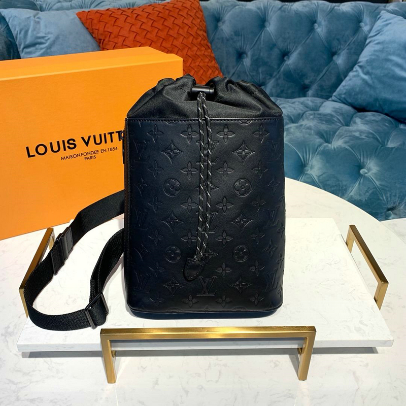 M44633-057　ルイヴィトン LOUISVUITTON 2019年最新入荷 チョーク スリングバッグ ショルダーバッグ チェストバッグ レザー 黒