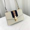 GG421882B-057　グッチ GUCCI 2019年最新入荷 シルヴィ スモール ショルダーバッグ レディースかばん カーフスキン