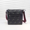 GG474137KH-057　グッチ GUCCI 2019年最新入荷 GGスプリーム タイガー メッセンジャーバッグ 斜め掛け ショルダーバッグ