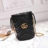 GG575163K-057　グッチ GUCCI 2019年最新入荷 GGマーモント ミニ バケットバッグ 斜め掛け ショルダーバッグ クロスボディバッグ