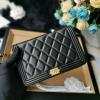 CH80287YK-JS　シャネル CHANEL 2019年最新入荷 クラシック チェーン ウォレット ラムスキン 斜め掛けショルダーバッグ 