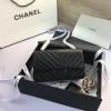 CH1116VYKK-JS　シャネル CHANEL 2019年最新入荷 クラシック 斜めがけ ショルダーバッグ フラップバッグ レディースかばん ラムスキン