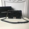 CH67086VLYK-JS　シャネル CHANEL 2019年最新入荷 BOY スモール ハンドバッグ 斜め掛け ショルダーバッグ フラップバッグ  レディース