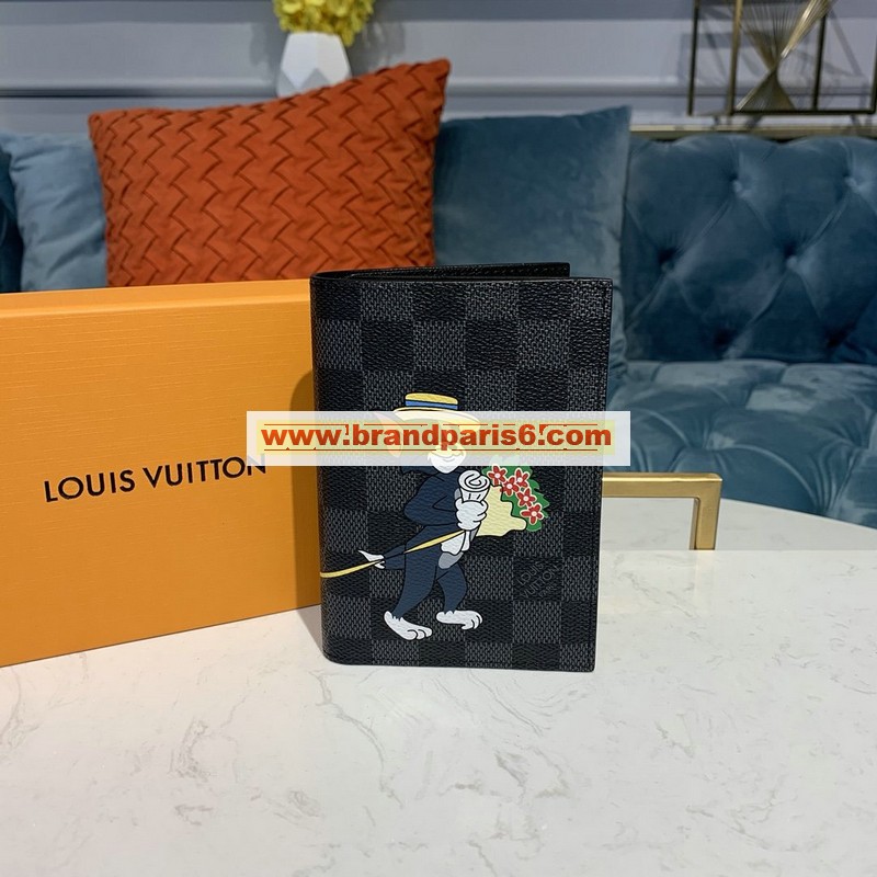 N64411T-057　ルイヴィトン LOUISVUITTON 2019年最新入荷 クーヴェルテュール パスポール NM パスポートケース カードケース ダミエグラフィット キャンバス