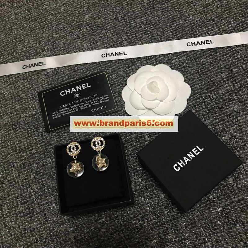 CHEH19030-CZZ　シャネル CHANEL 2019年最新入荷 ボール ピアス イヤリング メタル コスチューム パール アクセサリー スター