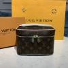 M44495-057　ルイヴィトン LOUISVUITTON 2020年最新入荷 ニース ミニ ハンドバッグ バニティ 化粧箱 トラベル アクセサリー モノグラムキャンパス