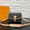 M42250-025　ルイヴィトン LOUISVUITTON 2020年最新入荷 ソローニュ 斜め掛け ショルダーバッグ モノグラムキャンパス レディースかばん