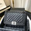 CH67086DQGYK-JS　シャネル CHANEL 2020年最新入荷 BOY スモール ハンドバッグ 斜め掛け ショルダーバッグ フラップバッグ レディース キャビアスキン