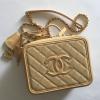 CH93342QQXS-JS　シャネル CHANEL 2020年最新入荷 ヴァニティー ケース ハンドバッグ 斜め掛け ショルダーバッグ 化粧箱 レザー