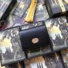 GG598532-057　グッチ GUCCI 2020年最新入荷 レザー カードケース コイン 札入れ付き 二つ折り短財布