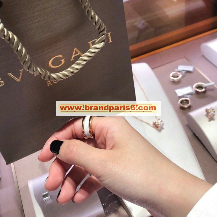 BVJZ20002-CZ　ブルガリ BVLGARI 2020年最新入荷 ビー ゼロワン リング 指輪 ホワイトセラミック アクセサリー ジュエリー