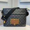 M45214-057　ルイヴィトン LOUISVUITTON 2020年最新入荷 ブサス ジップ メッセンジャーバッグ 斜め掛け ショルダーバッグ メンズかばん モノグラム エクリプス キャンバス