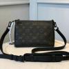 M55878-057　ルイヴィトン LOUISVUITTON 2020年最新入荷 トリアングル メッセンジャーバッグ 斜め掛け ショルダーバッグ トリヨンレザー