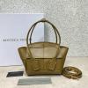 BOVB20001P-025　ボッテガヴェネタ BOTTEGAVENETA 2020最新入荷 ザ アルコ トートバッグ トップハンドルバッグ カーフレザー