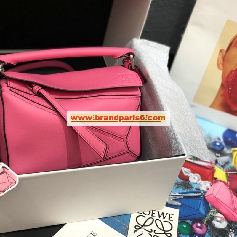 LE61838QF-DDB　ロエベ LOEWE 2020年最新入荷 ミニ パズル 斜めがけ ショルダーバッグ ユニセックス ビジネス 出張 通勤 カジュアルバッグ 