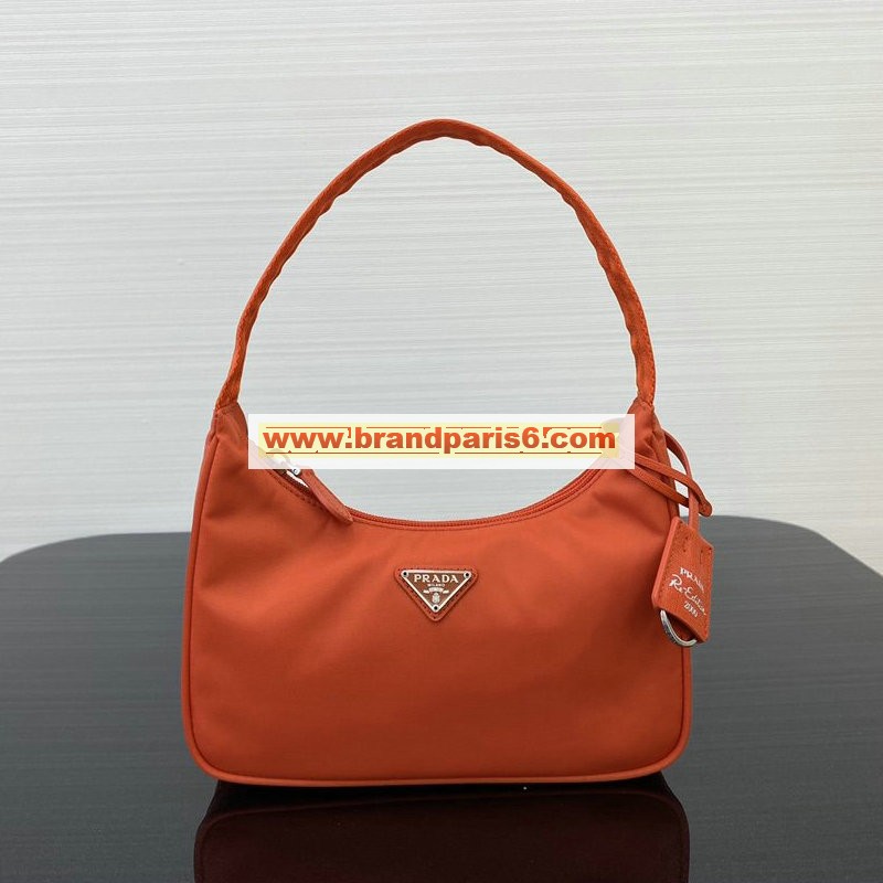 PD1089CS-DDB　プラダ PRADA 2020年最新入荷 Re-Edition ホーボーバッグ ショルダーバッグ ナイロン ライアングルロゴ