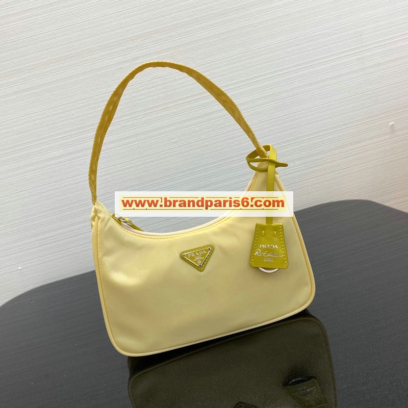 PD1090YL-DDB　プラダ PRADA 2020年最新入荷 Re-Edition ホーボーバッグ ショルダーバッグ ナイロン ライアングルロゴ