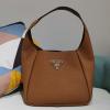 PD1BC127TH-DDB　プラダ PRADA 2020年最新入荷 ホーボーバッグ ショルダーバッグ トートバッグ バケットバッグ カーフレザー