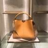 FD2311PQK-DDB　フェンディ FENDI 2020年最新入荷 ピーカブー エックスライト トートバッグ トップハンドルバッグ ハンドバッグ カーフレザー 