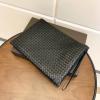 BOV442242-aj　ボッテガヴェネタ BOTTEGAVENETA 2020年最新入荷 イントレチャート ポーチ ミディアム ドキュメントケース クラッチバッグ 手持ちかばん