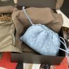 BOV576227bTL-aj　ボッテガヴェネタ BOTTEGAVENETA 2020年最新入荷 ミニ ザ ポーチ 斜め掛け ショルダーバッグ レディースかばん カーフレザー