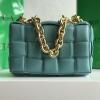 BOV631421JTL-aj　ボッテガヴェネタ BOTTEGAVENETA 2020年最新入荷 パデッド カセット 斜め掛け ショルダーバッグ ラムスキン 