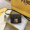 FD5081-BXN　フェンディ FENDI 2020年最新入荷 斜め掛け ショルダーバッグ スクエアバッグ レザー