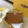 FD5321JZ-BXN　フェンディ FENDI 2020年最新入荷 ピーカブー トートバッグ ハンドバッグ 2way ショルダーバッグ レザー