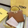 FD5322JT-BXN　フェンディ FENDI 2020年最新入荷 ピーカブー トートバッグ ハンドバッグ 2way ショルダーバッグ レザー