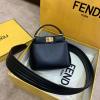 FD36538K-BXN　フェンディ FENDI 2020年最新入荷 ピーカブー トートバッグ トップハンドルバッグ 肩掛け ショルダーバッグ レザー