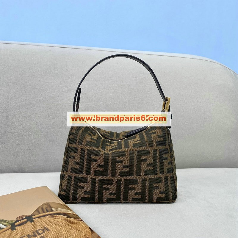 FD8299S-168　フェンディ FENDI 2020年最新入荷 クラッチバッグ ショルダーバッグ レディースかばん レザー