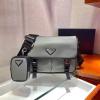 PD2VD769QH-025　プラダ PRADA 2020年最新入荷 メッセンジャーバッグ 斜め掛け ショルダーバッグ メンズかばん ナイロン