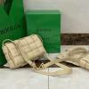 BOV70094QX-aj　ボッテガヴェネタ BOTTEGAVENETA 2020年最新入荷 パデッド カセット 斜め掛け ショルダーバッグ フラップ レディースかばん ラムスキン