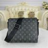 M45272-057　ルイヴィトン LOUIS VUITTON 2020年最新入荷 ディストリクト PM NV2 メッセンジャーバッグ 斜め掛け ショルダーバッグ メンズかばん モノグラムエクリプス