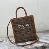 CE192082BTZ-DDB　セリーヌ CELINE 2020年最新入荷 スモール バーティカル カバ ハンドバッグ トートバッグ トリオンフキャンバス カーフスキン